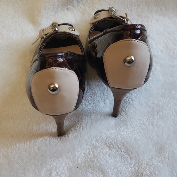 Bakers Zola Buckle Heels - Picture 3 of 8